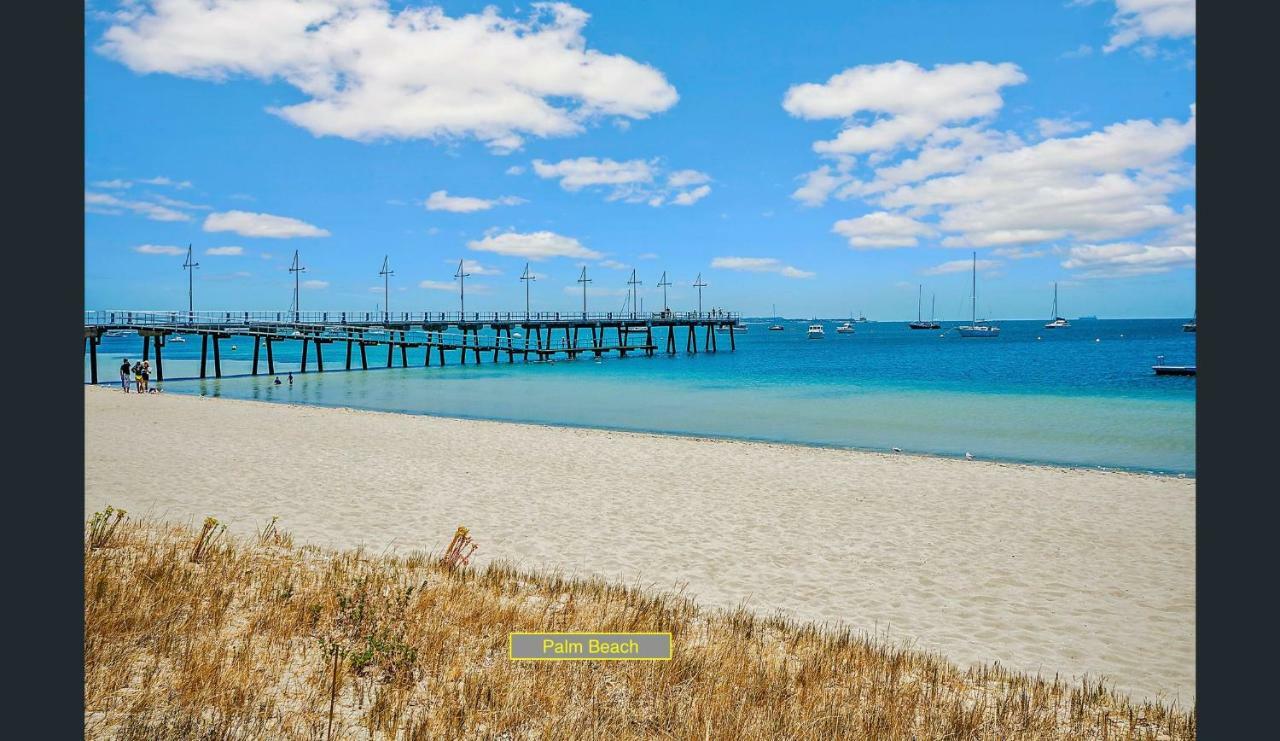 Palm Beach Manor Rockingham Buitenkant foto